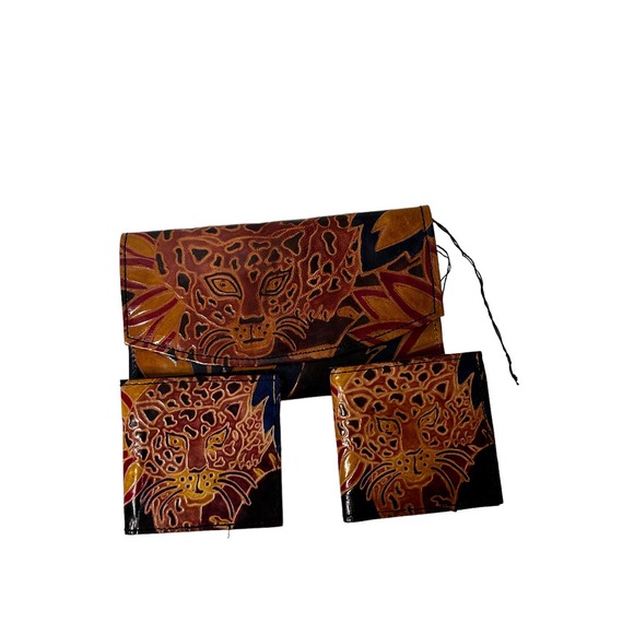 Genuine Leather Ladies from India Animal Design cheetah clutch wallet - Picture 1 of 2